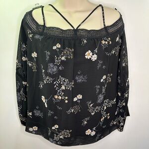 Love Stitch Floral Off-the-Shoulder Top - Size Small
